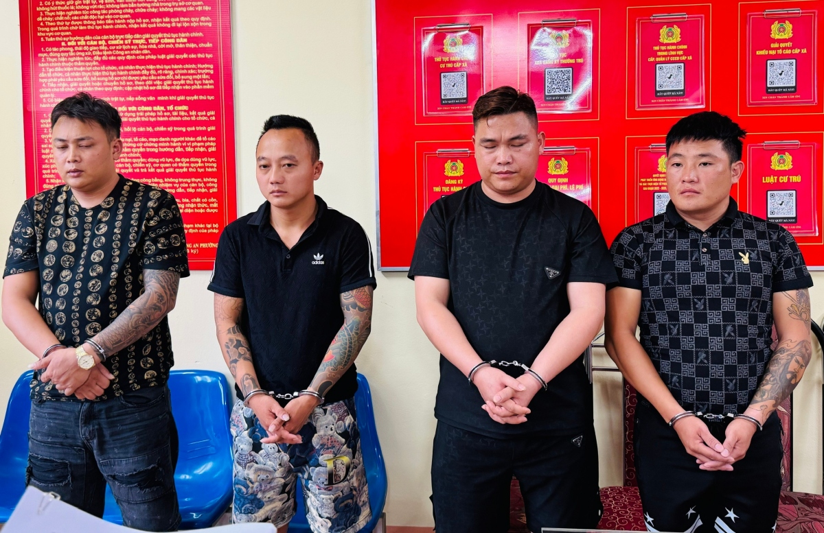 Thi hành lệnh giữ người trong trường hợp khẩn cấp đối với 4 đối tượng.
