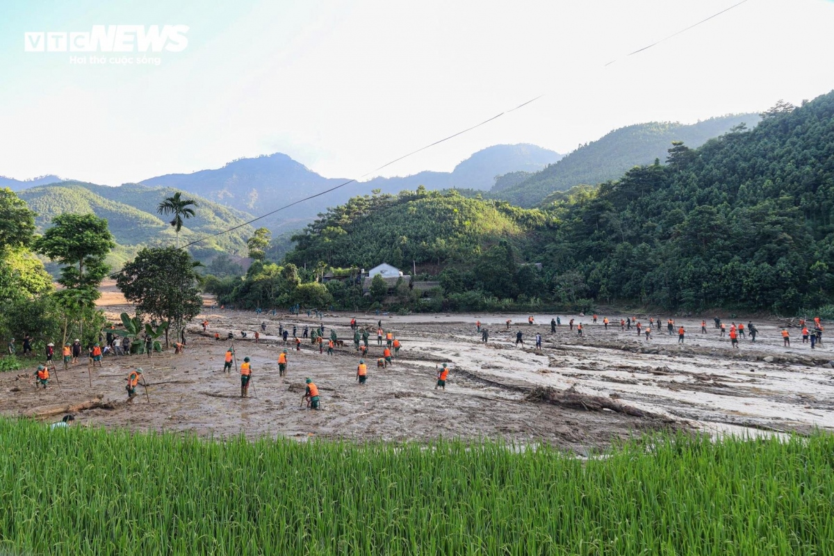 It’s worth remembering that on September 10 morning flashfloods accompanied by rocks and soil sweep through Nu village, flattening 37 houses, home to more than 100 residents.