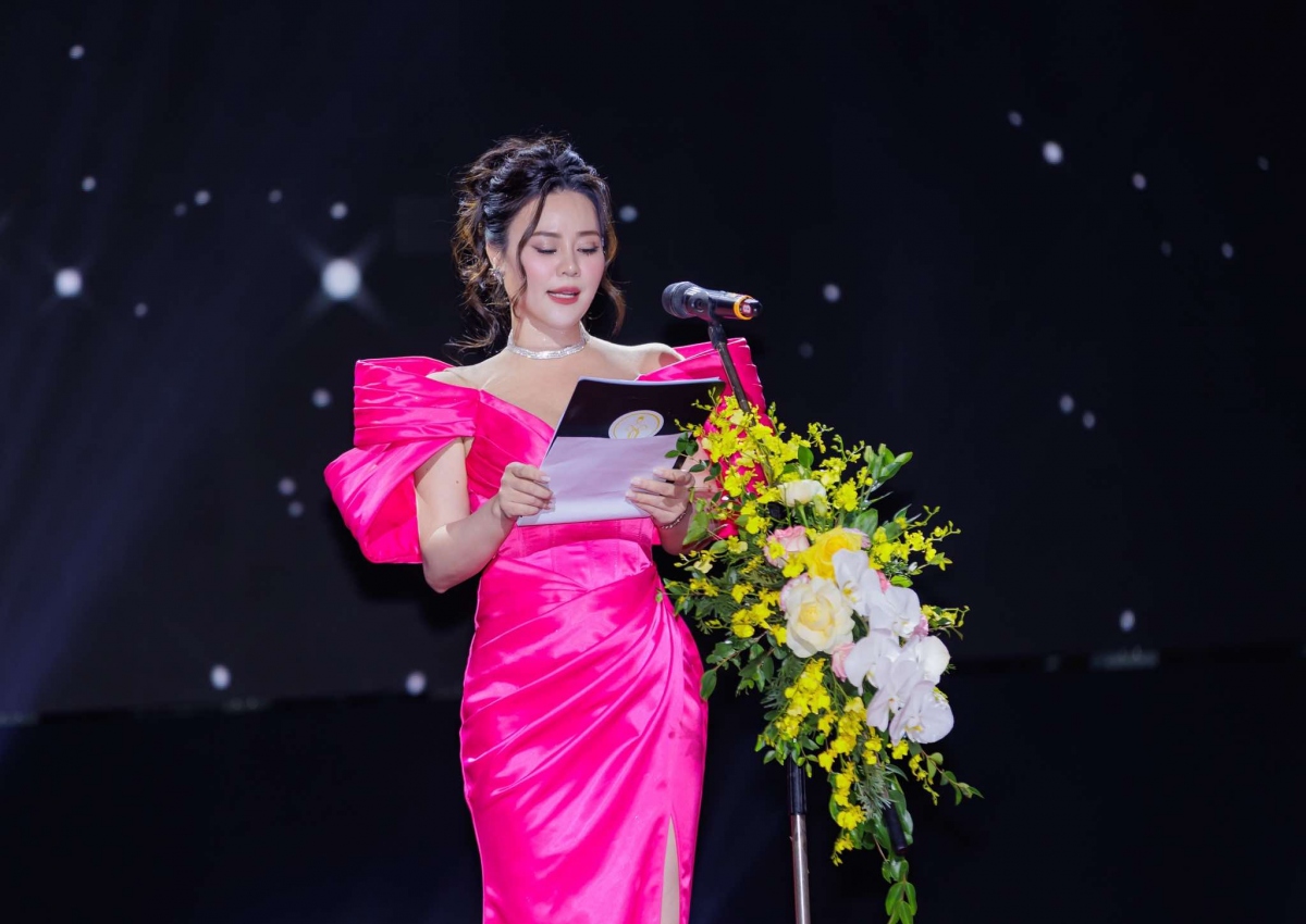 Hoa hậu Phan Kim Oanh, Chủ tịch kiêm nhà sáng lập cuộc thi