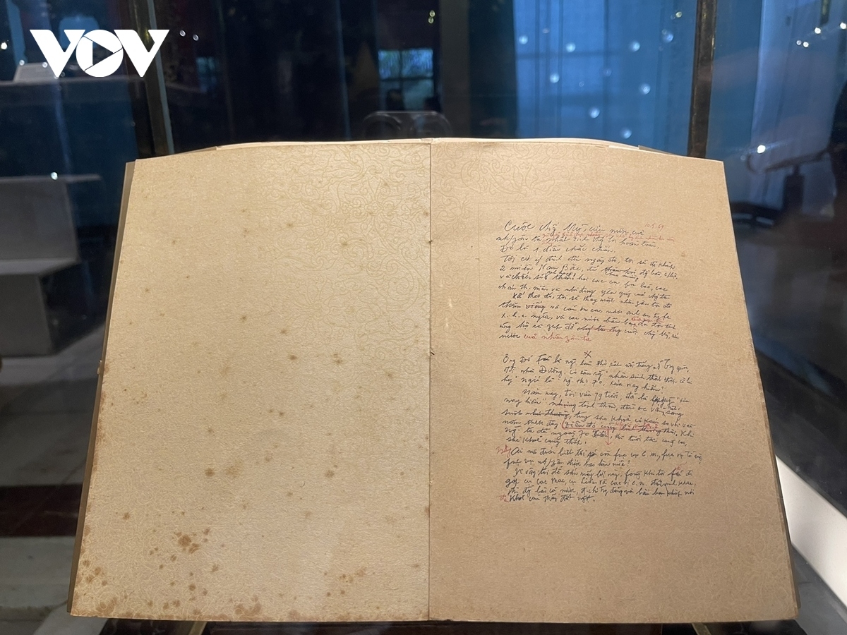 This is the special edition of President Ho Chi Minh’s Testament made public during the president’s 1969 State funeral.