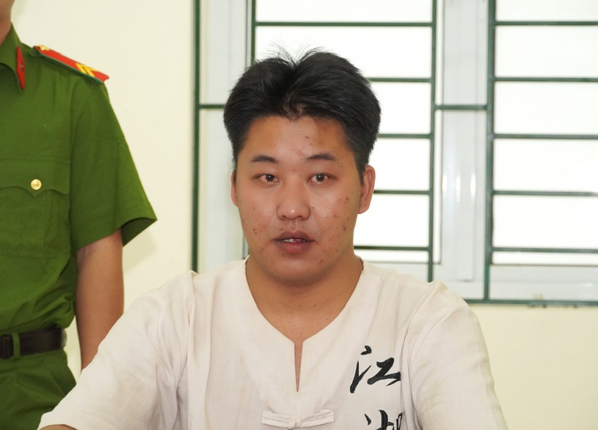 Đối tượng Thào Mí Sính tại cơ quan cảnh sát điều tra Công an huyện Mèo Vạc
