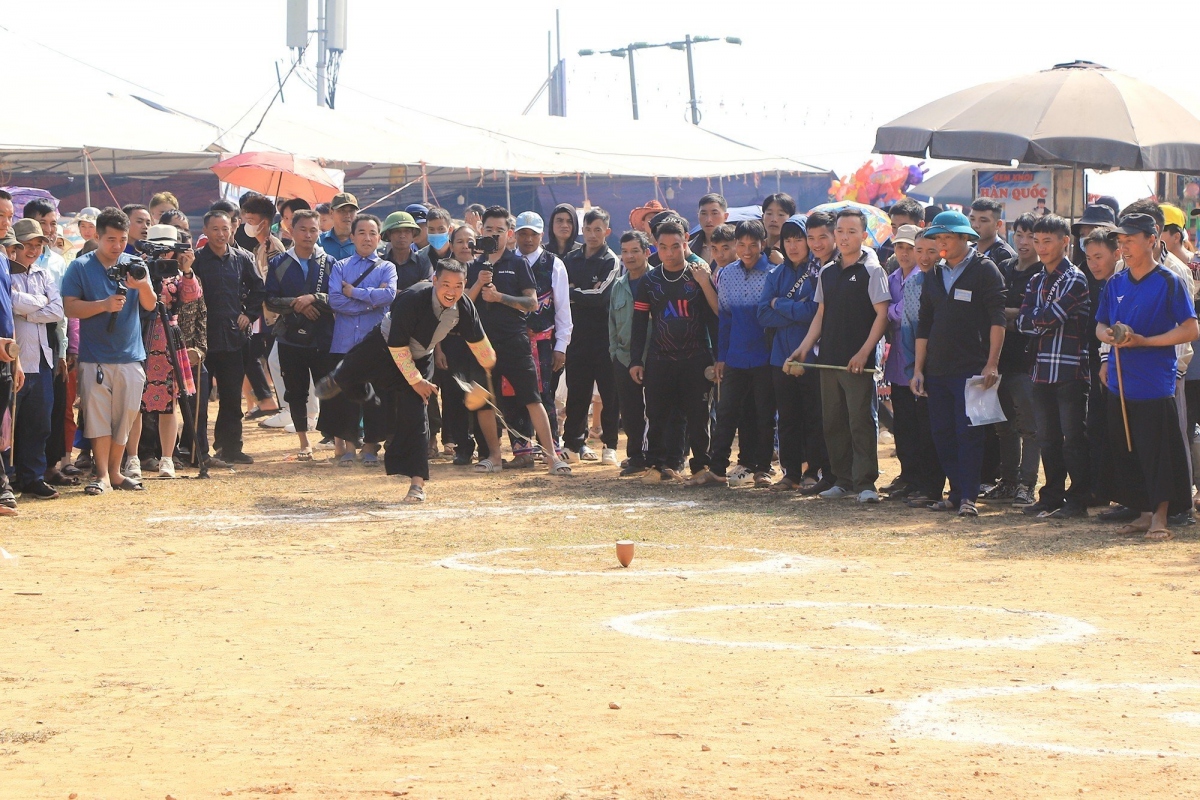 ...Góp phần vun đắp mối quan hệ hữu nghị đoàn kết đặc biệt Việt Nam – Lào ngày càng bền chặt.