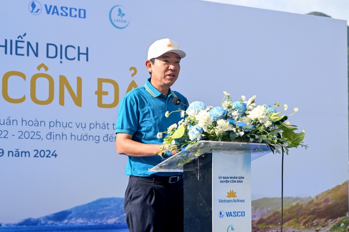 Ông Đinh Văn Tuấn - PTGĐ Vietnam Aiirlines phát biểu tại buổi lễ