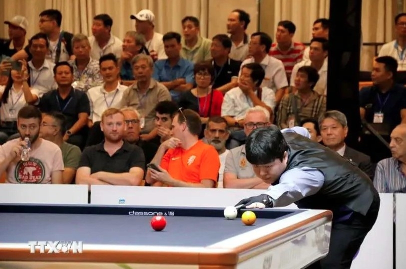 Cho Myung Woo of the Republic of Korea in the final match of the 76th World Championship 3-Cushion Individual.