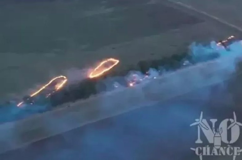 Bom nhiệt nhôm trở thành vũ khí yêu thích của những người vận hành UAV Ukraine. Ảnh: X