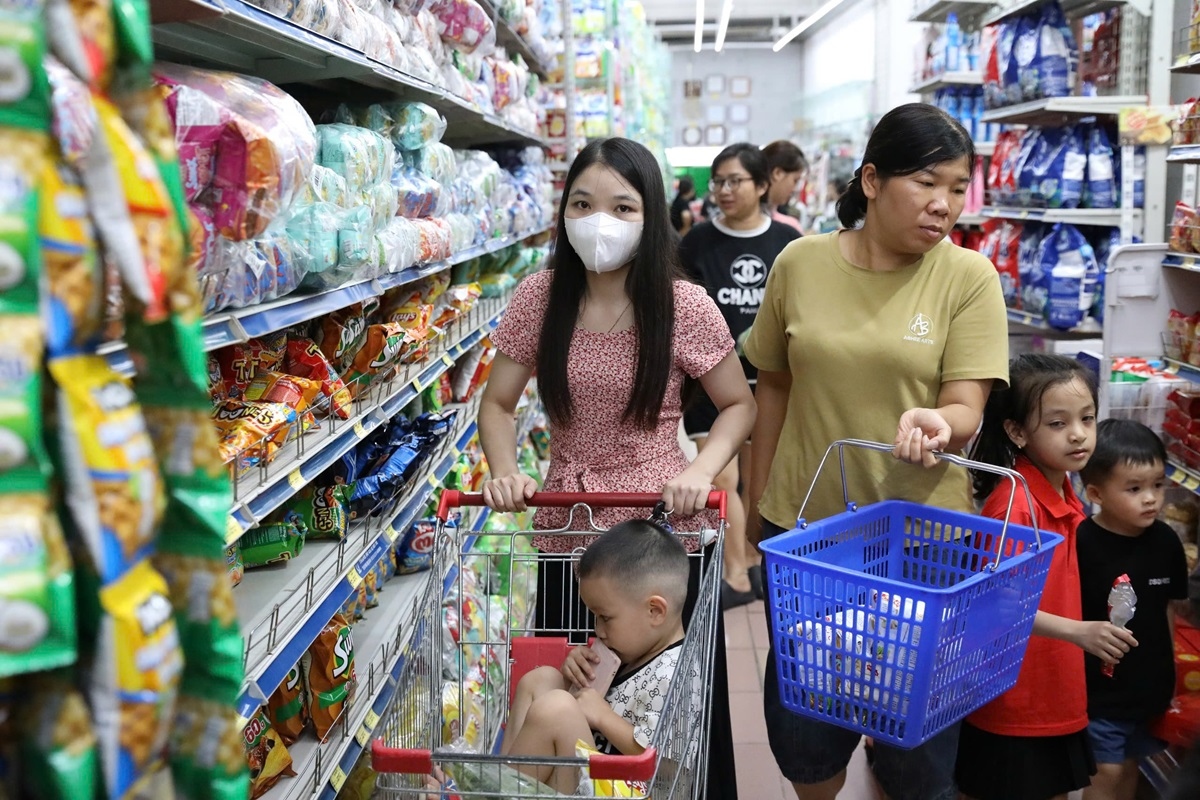 Lượng hàng hóa chuẩn bị phòng, chống bão số 3 vẫn ổn định (Ảnh minh họa)