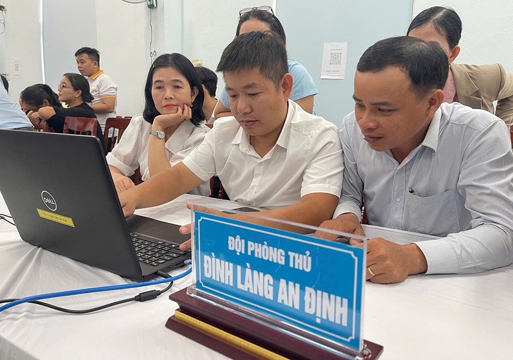 Các thành viên đang làm quen phương pháp ứng phó mã độc