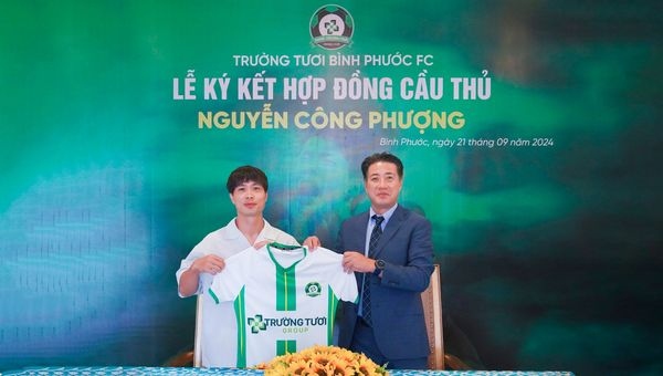 Công Phượng chính thức gia nhập CLB Bình Phước.