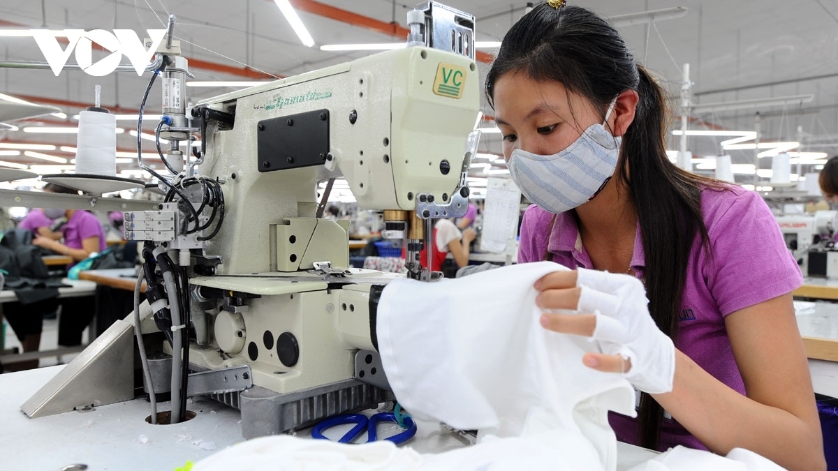 Nhiều người lao động trên 35 tuổi khó tìm việc làm (Ảnh minh họa, nguồn: KT)