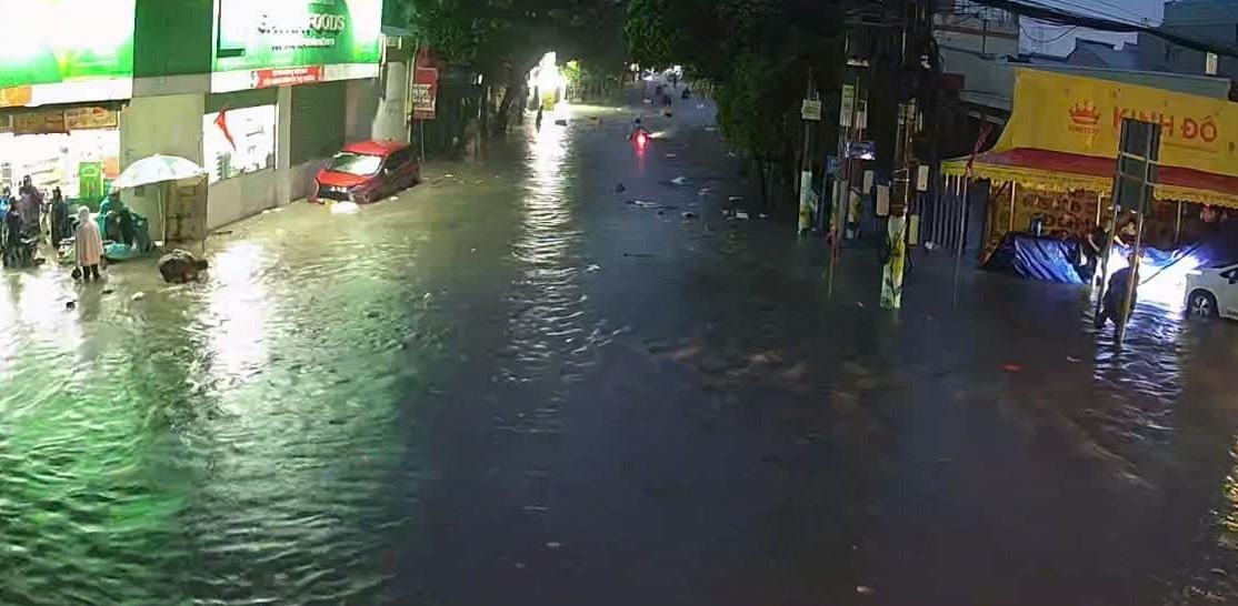 Đường ngập sâu ở phường Bình Chiểu, TP. Thủ Đức