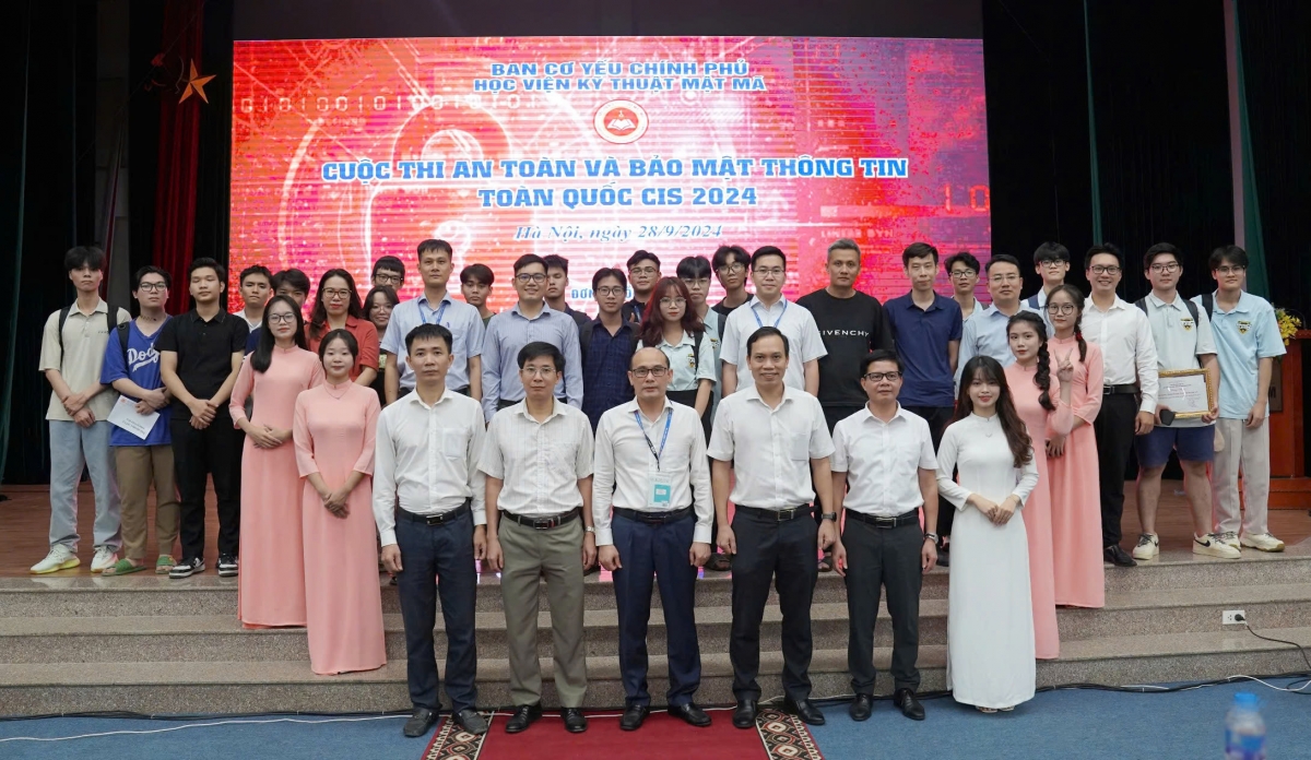 Cuộc thi an toàn và bảo mật thông tin toàn quốc CIS 2024 lần đầu tiên được tổ chức tại Học viện Kỹ thuật mật mã