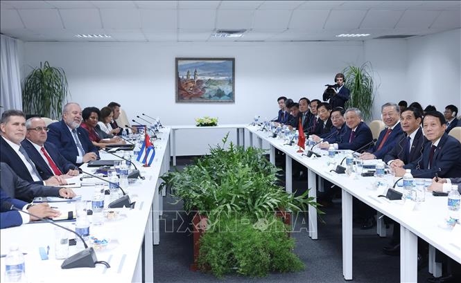 Tổng Bí thư, Chủ tịch nước Tô Lâm hội kiến Thủ tướng Cuba Manuel Marrero Cruz. (Ảnh: Lâm Khánh/TTXVN)