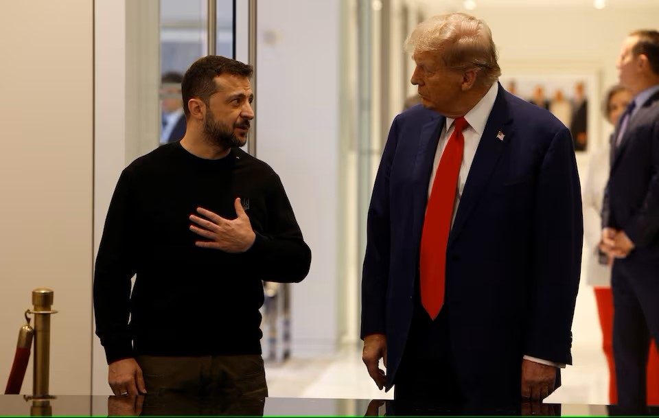 Ông Trump và Zelensky tại cuộc gặp ở New York (Ảnh: Reuters)