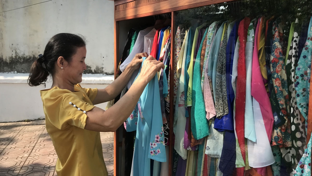 Tủ áo dài 0 đồng tại công viên thiện nguyện phường Phú Hòa (ảnh: ĐC)