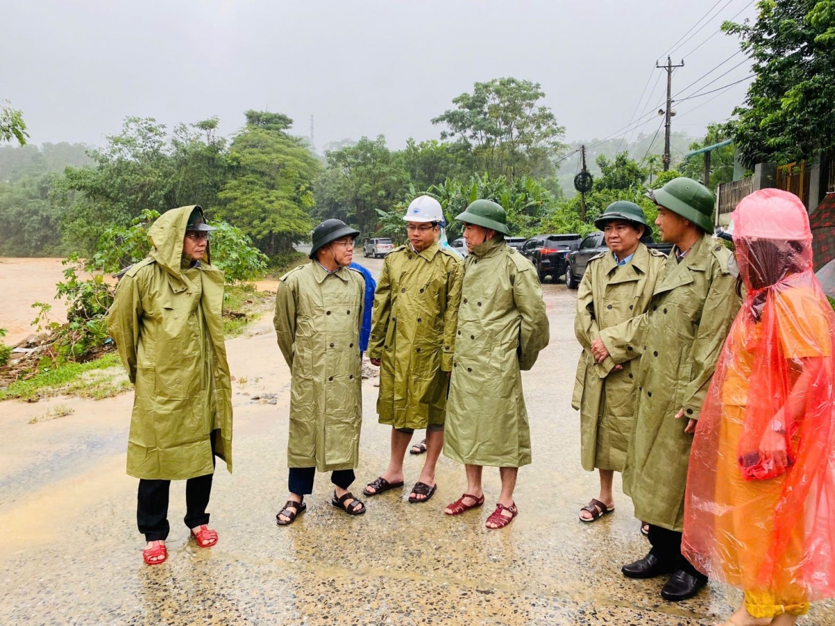 Lãnh đạo tỉnh Quảng Trị kiểm tra công tác ứng phó với ngập lụt, sạt lở đất tại huyện miền núi Hướng Hóa