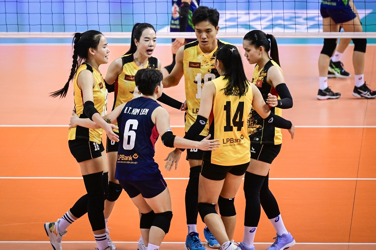 CLB bóng chuyền nữ Ninh Bình còn cách giải vô địch thế giới các CLB 1 trận thắng. (Ảnh: AVC). 