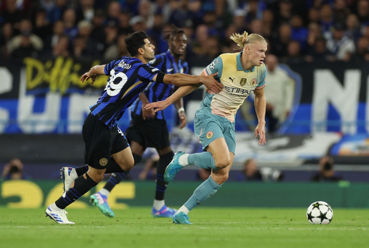 Haaland gặp nhiều khó khăn khi hàng thủ Inter Milan chơi rất tập trung (Ảnh: Reuters)