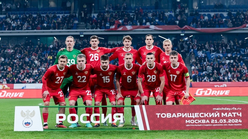 ĐT Nga đi chuyên cơ đến Hà Nội để đối đầu Việt Nam và Thái Lan (Ảnh: The Football Union of Russia).