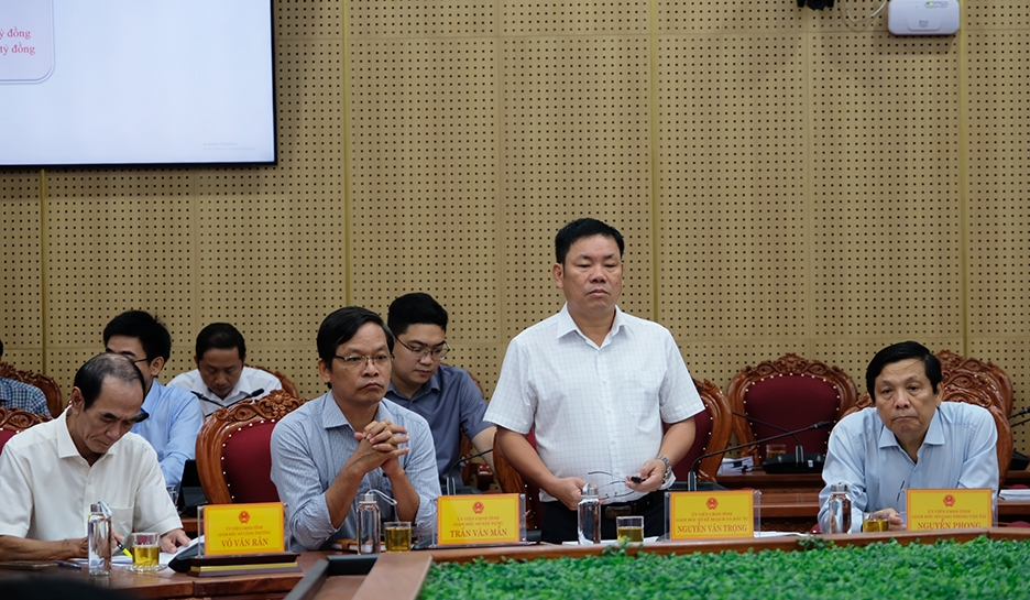 Ông Nguyễn Văn Trọng, Giám đốc Sở Kế hoạch và Đầu tư tỉnh Quảng Ngãi phát biểu