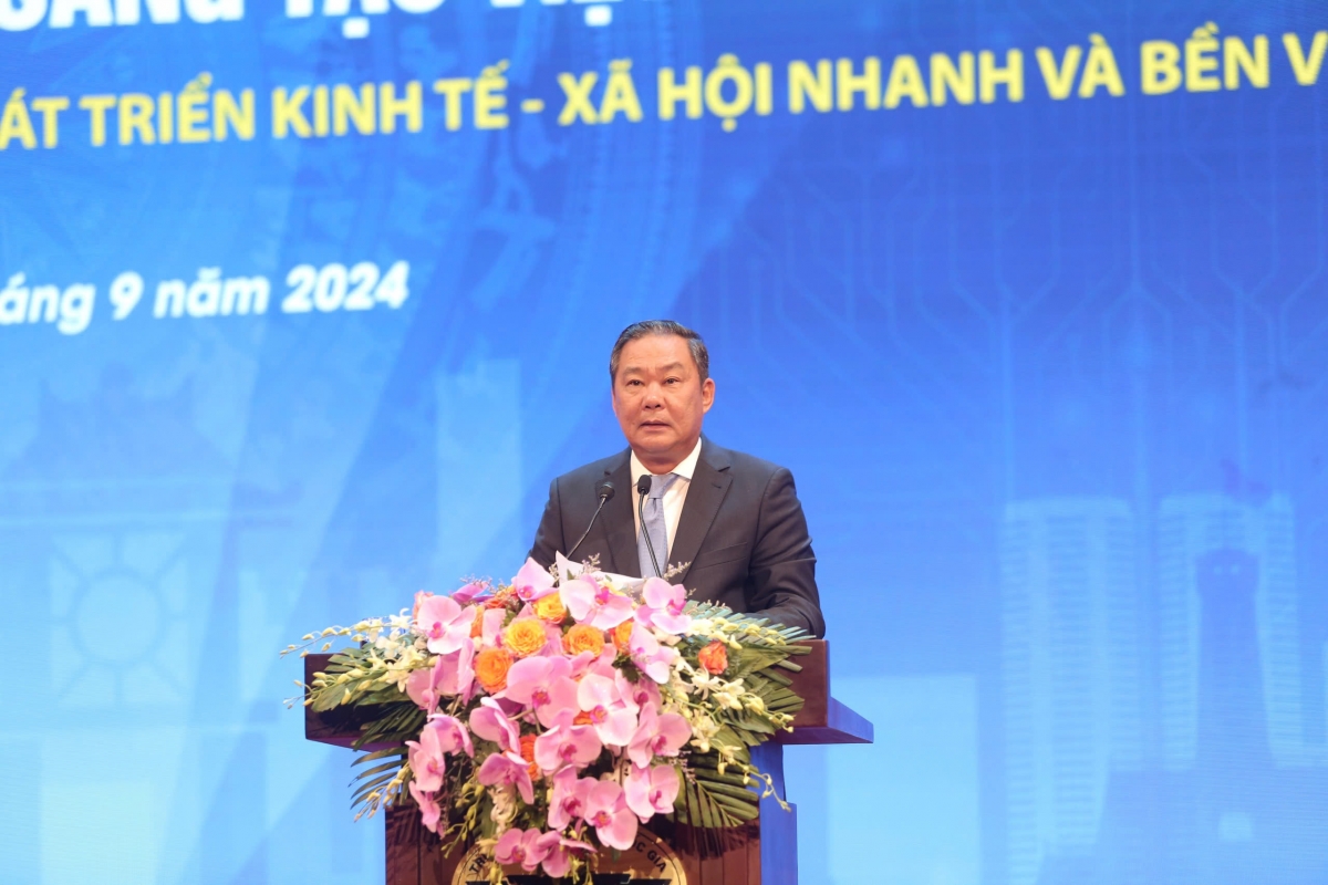 Phó Chủ tịch Thường trực UBND TP Hà Nội Lê Hồng Sơn phát biểu tại sự kiện chiều 30/9.