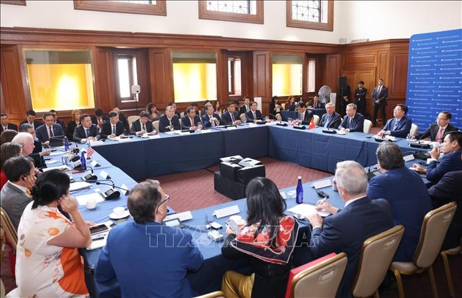 Tổng Bí thư, Chủ tịch nước Tô Lâm tiếp một số chuyên gia, học giả về Việt Nam do Viện Đông Á Weatherhead (Đại học Columbia) tổ chức. Ảnh: Lâm Khánh/TTXVN