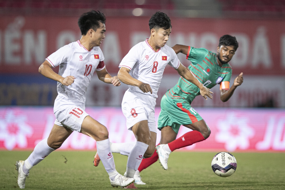 Một số hình ảnh của 2 đội U20 Việt Nam và U20 Syria ở lượt trận trước. (Ảnh: AFC). 
