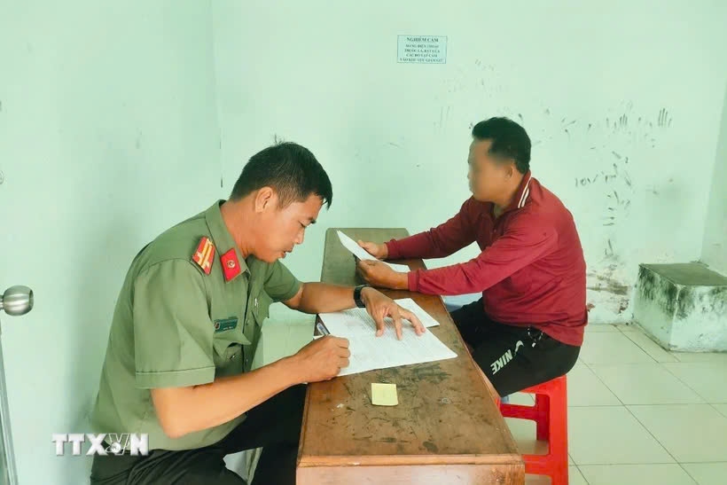 Đối tượng C.P tại cơ quan công an