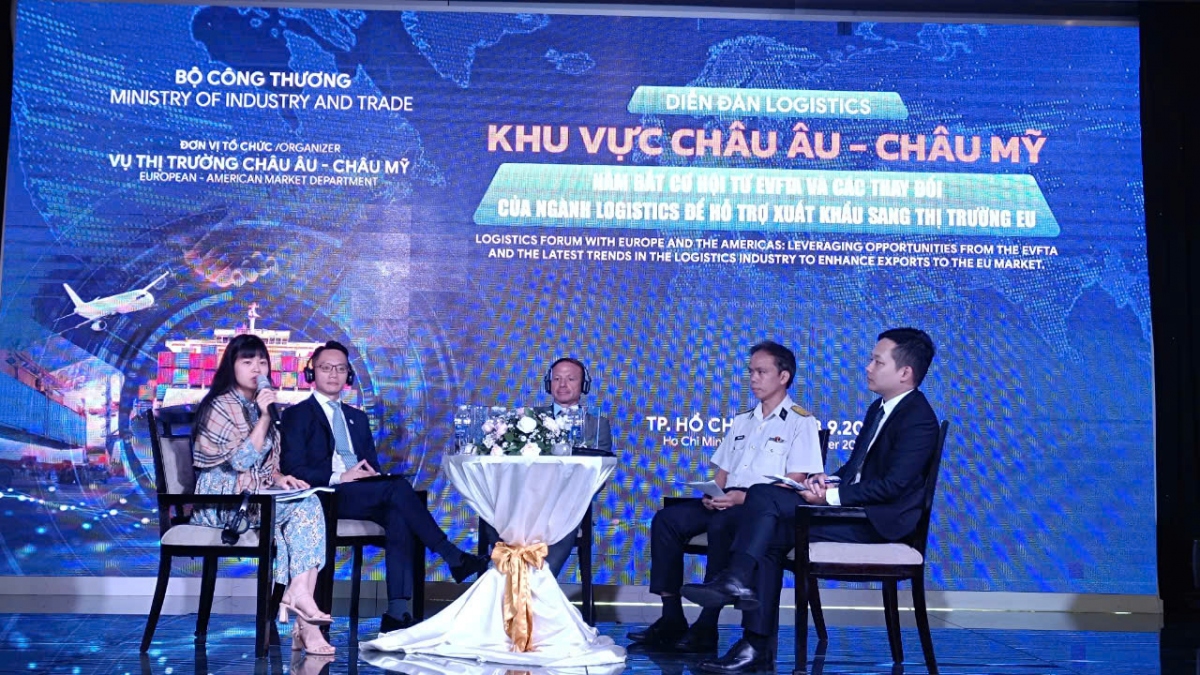 Các đại biểu chia sẻ những khó khăn, thách thức về việc xuất nhập khẩu hàng hóa sang EU cho ngành (Ảnh: Hoàng Minh)