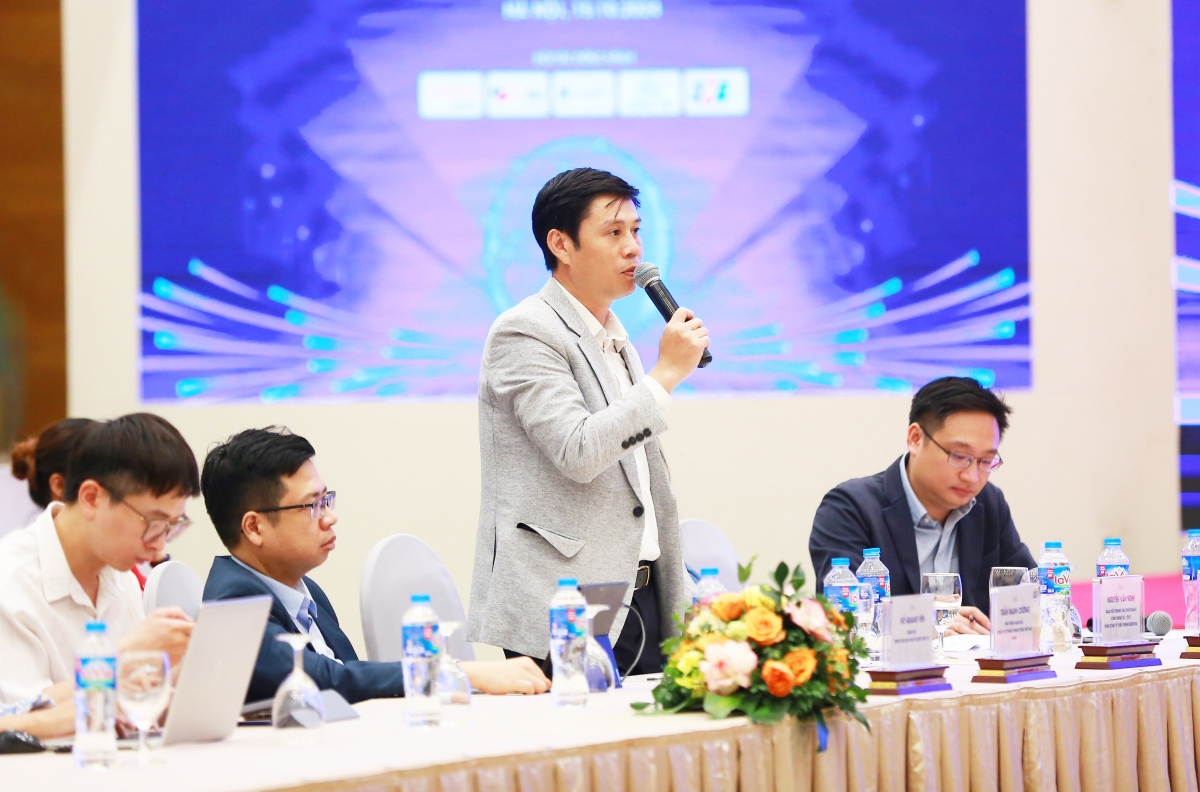 Ông Trần Mạnh Cường – Phó Tổng Giám đốc VNPAY tham gia tọa đàm về chính sách, công nghệ thúc đẩy quá trình chuyển đổi số an toàn cho doanh nghiệp