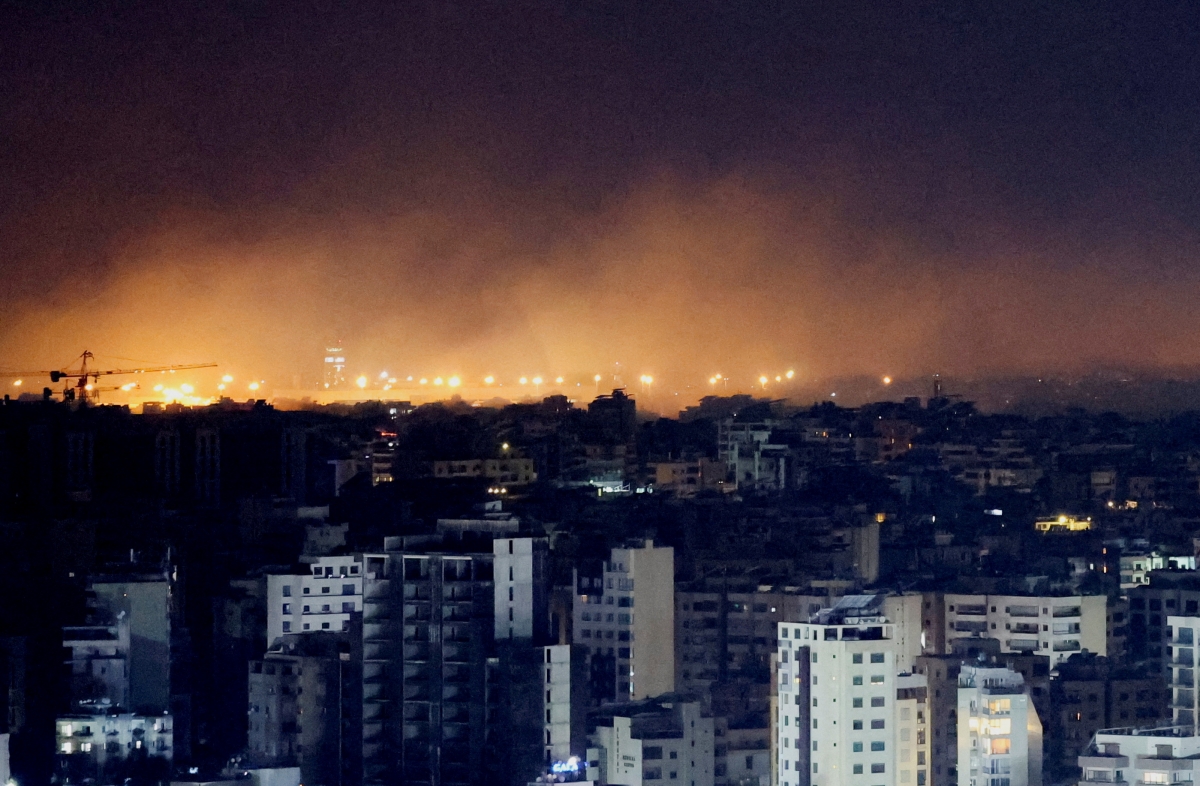 Giao tranh giữa các lực lượng của Hezbollah và Israel ở Lebanon. Ảnh: Reuters
