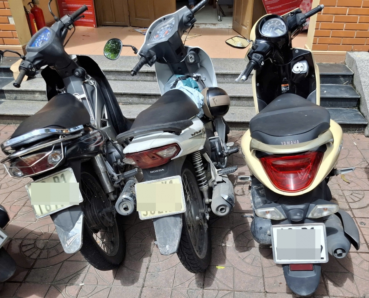 3 chiếc xe máy là tang vật của 3 vụ trộm