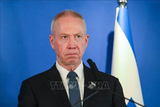 Bộ trưởng Quốc phòng Israel Yoav Gallant trong cuộc họp báo ở Tel Aviv, ngày 9/3/2023. Ảnh minh họa: AFP/TTXVN