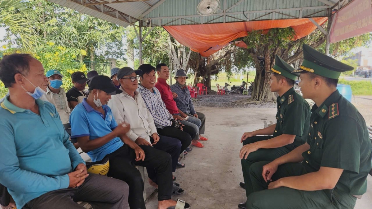  Bộ đội biên phòng Long An tăng cường tuyên truyền, tranh thủ sự hỗ trợ của nhân dân trong phòng chống tội phạm