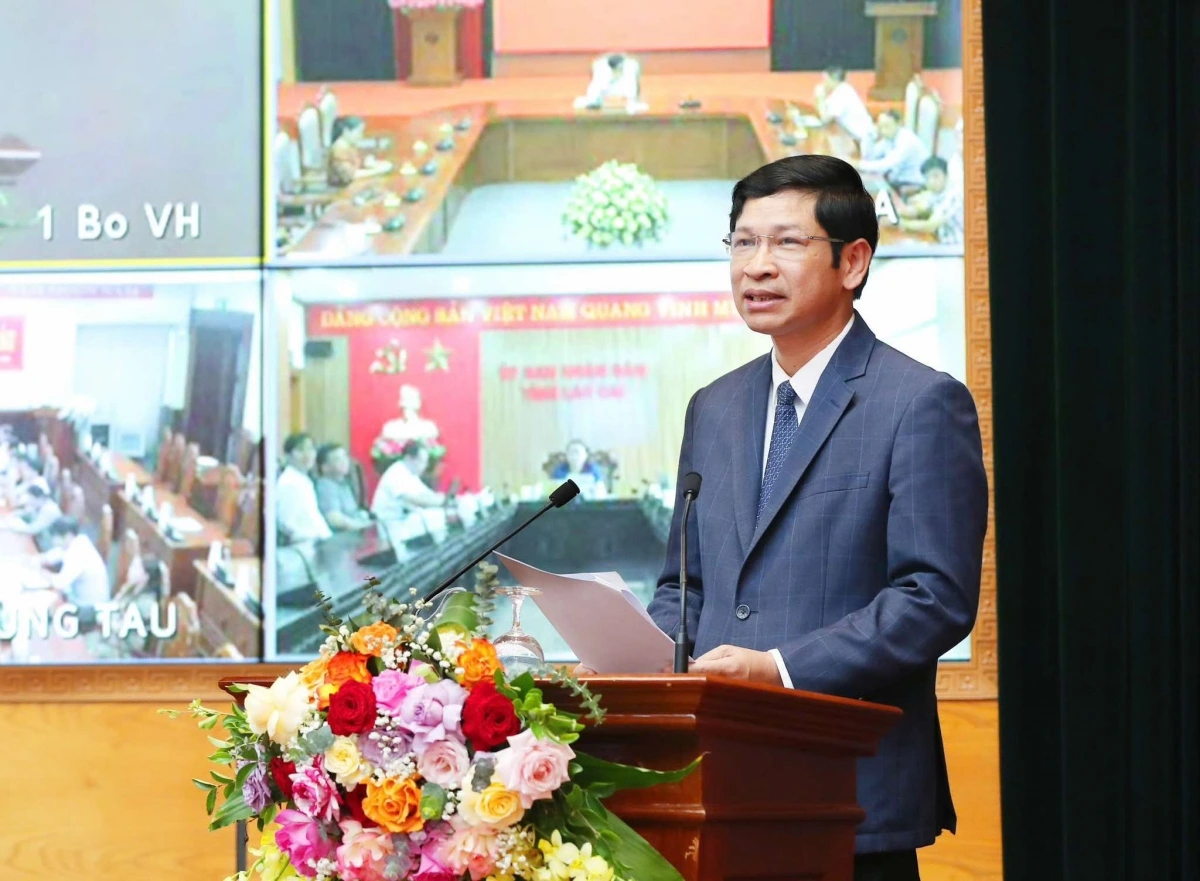 Thứ trưởng Bộ VHTT&amp;DL Hồ An Phong phát biểu kết luận hội nghị
