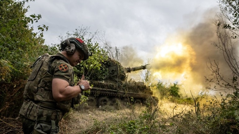 Giao tranh diễn ra ác liệt ở miền đông Ukraine. Ảnh minh họa: RT