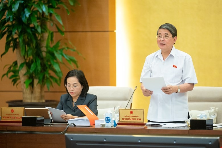 Phó Chủ tịch Quốc hội Nguyễn Đức Hải điều hành phiên thảo luận về Dự án Luật Công nghiệp công nghệ số