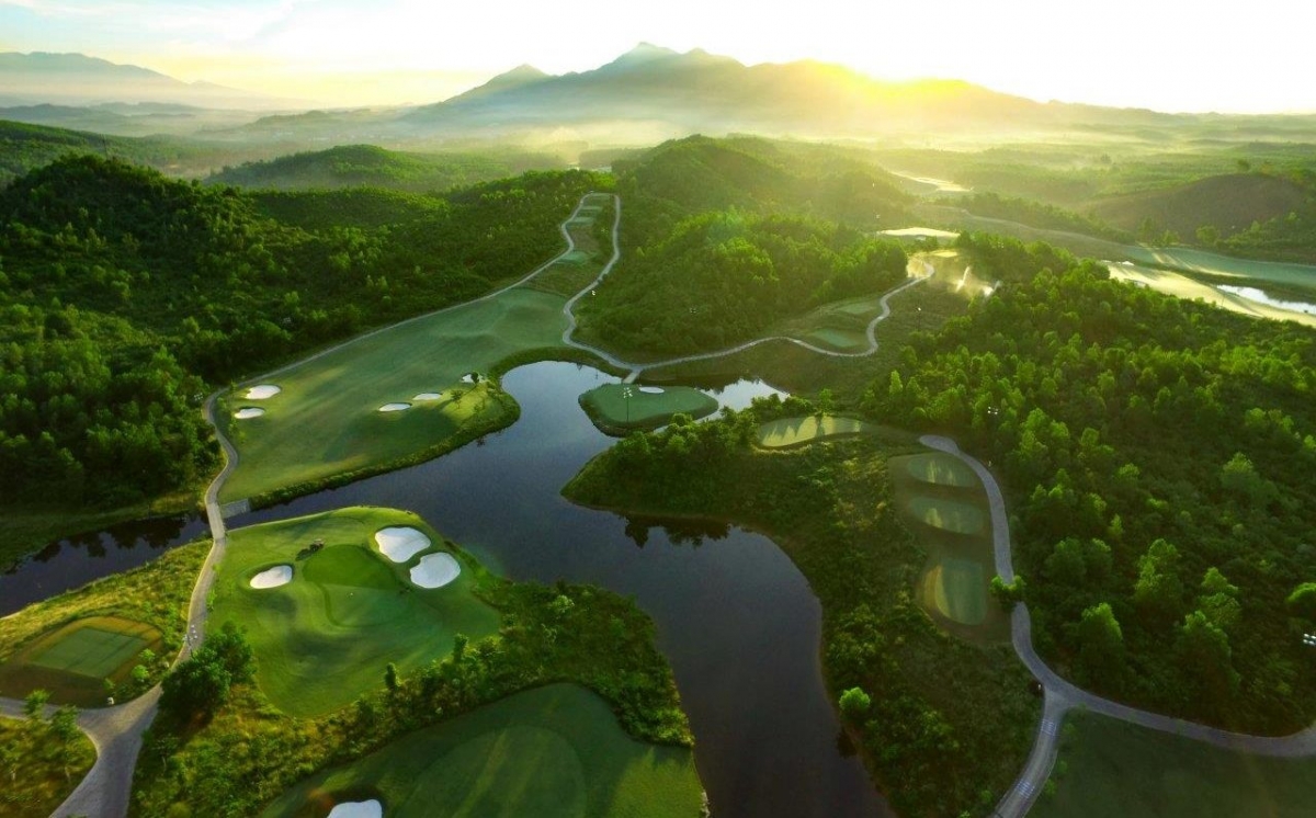 Ba Na Hills Golf Club in Da Nang city wins Best Golf Course Asia 2024. (Photo courtesy of World Luxury Travel Awards)