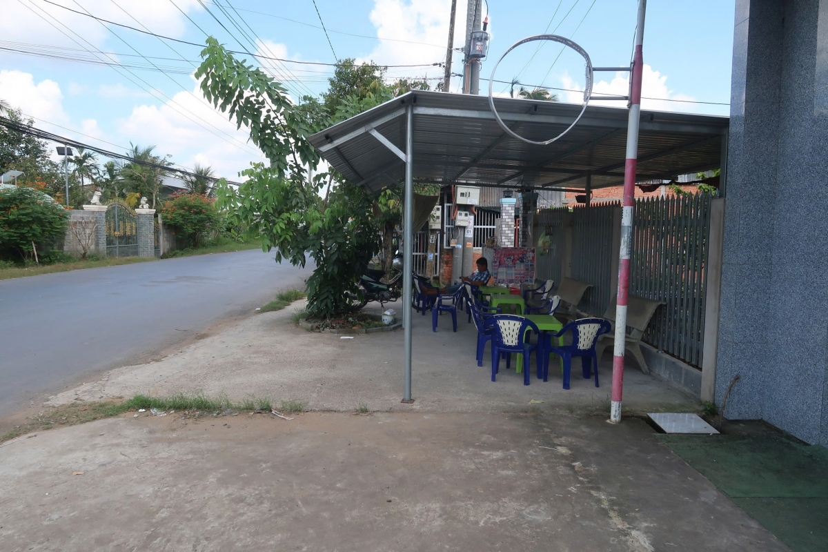 Ngôi nhà mà 8 đối tượng đến đập phá làm hư hỏng tài sản.