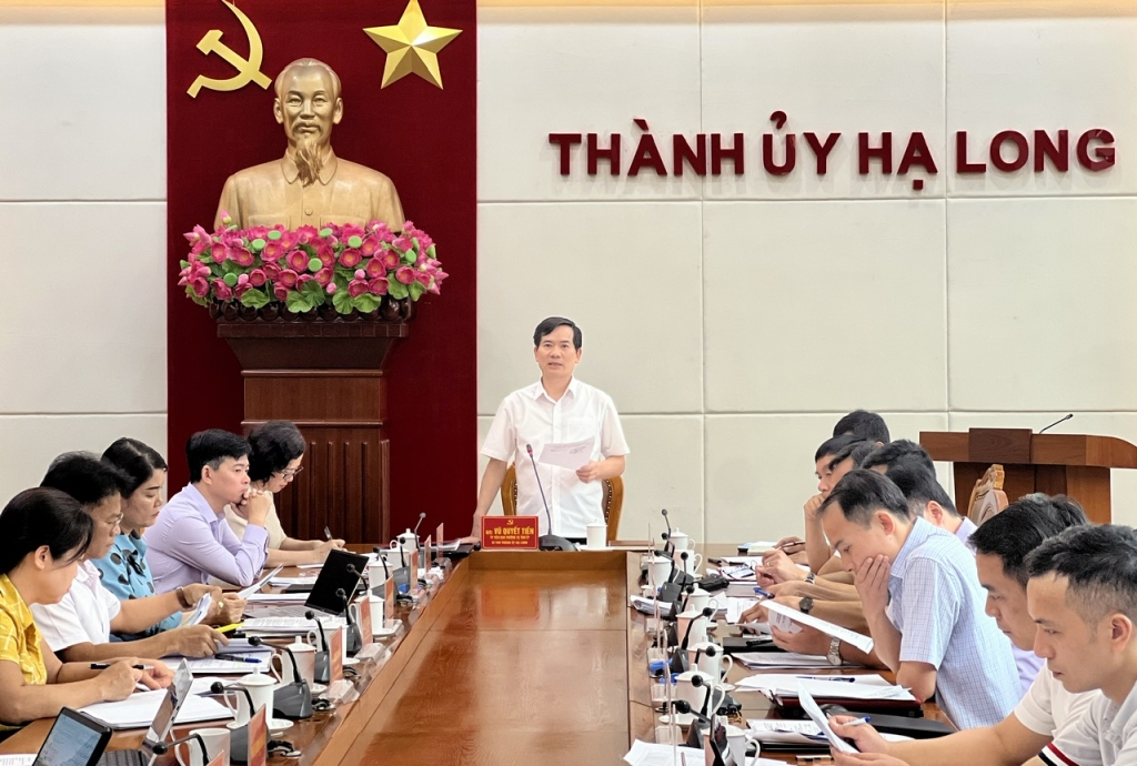 Ban Thường vụ Thành ủy Hạ Long họp bàn về tiến độ thực hiện giải ngân nguồn vốn kế hoạch đầu tư công năm 2024.