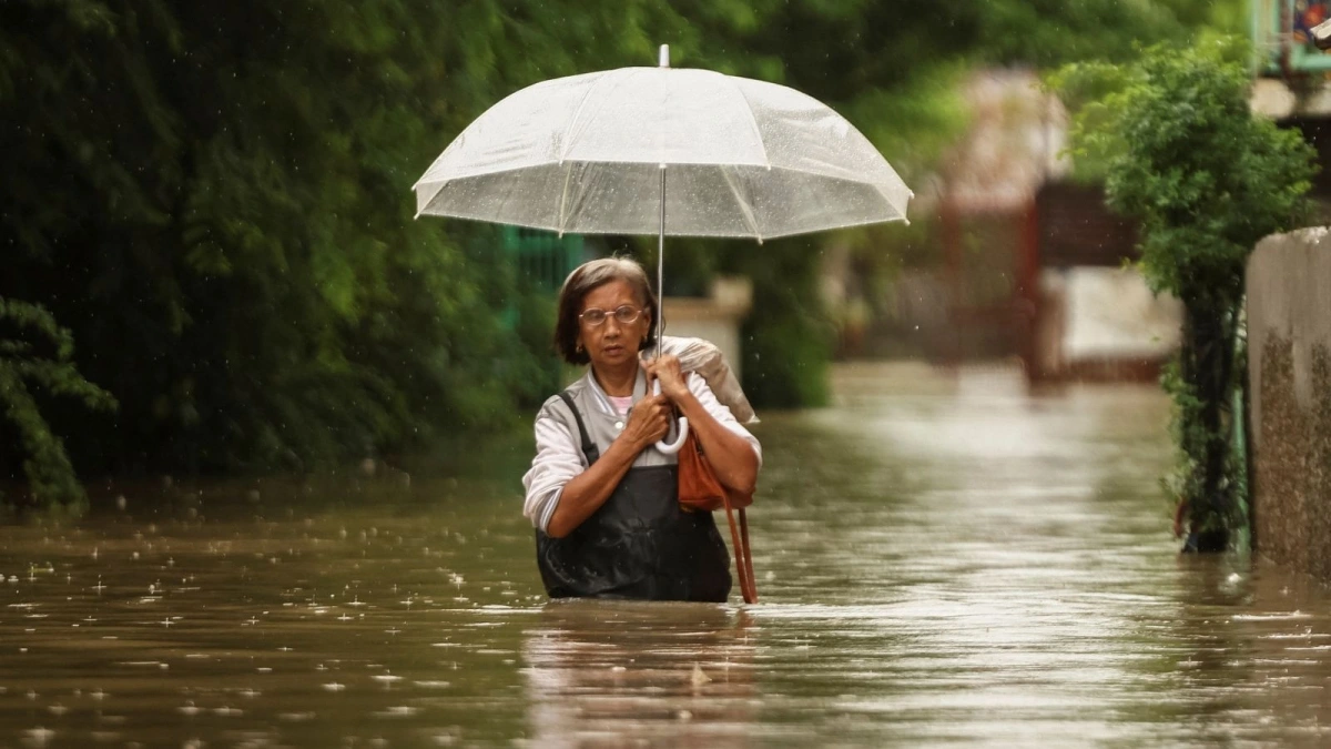 Người dân Philippines thường xuyên hứng chịu các cơn bão. Ảnh: Reuters
