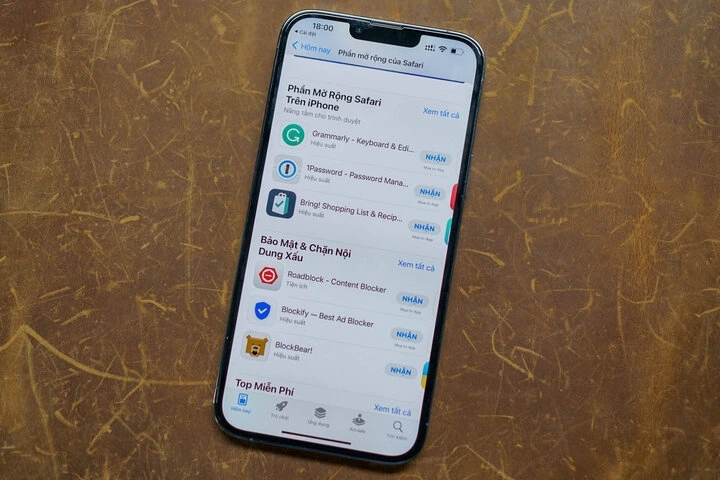 Cách tóm tắt trang web trên Safari iPhone. (Ảnh minh họa)
