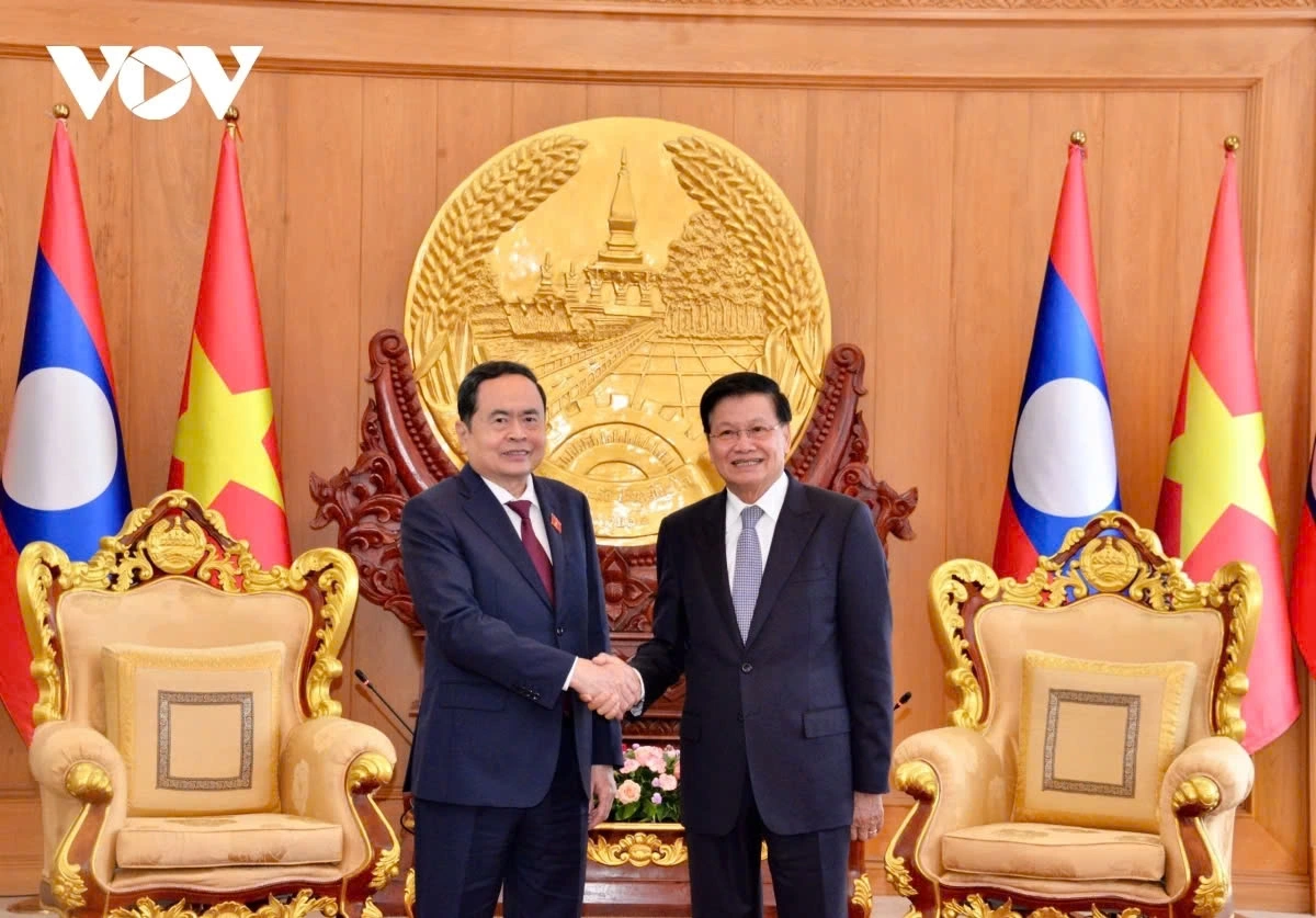 Chủ tịch Quốc hội Trần Thanh Mẫn và Tổng Bí thư, Chủ tịch nước Lào Thongloun Sisoulith