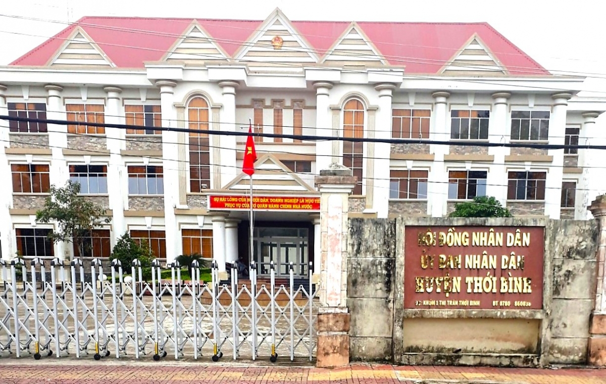 Chủ tịch UBND huyện Thới Bình bị kỷ luật khiển trách liên quan kê khai tài sản