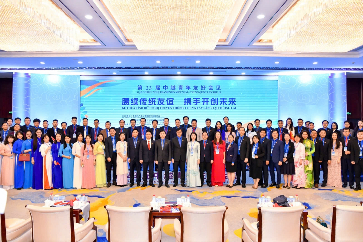 Đại biểu hai nước tham dự Gặp gỡ hữu nghị thanh niên Việt Nam-Trung Quốc lần thứ 23
