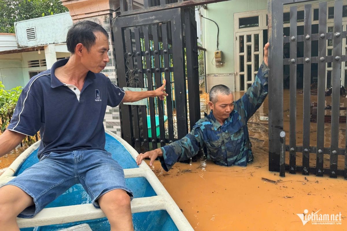 All affected households are evacuated for the safety of local people.