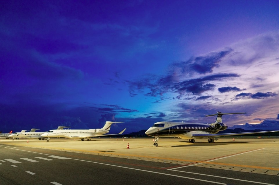 During their stay at InterContinental Danang Sun Peninsula Resort, they will also visit a number of local tourist attractions, including Ba Na Hills and Hoi An Ancient Town.