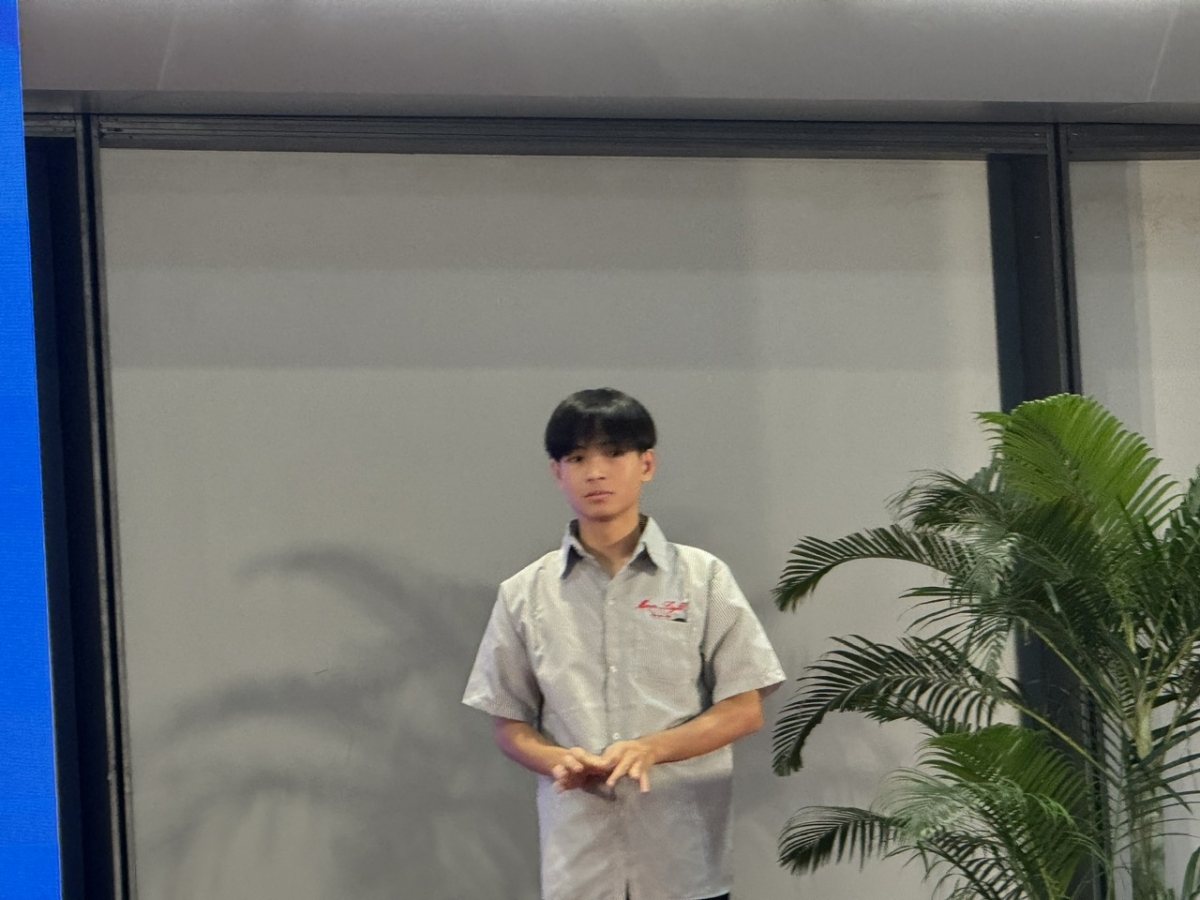 Học sinh khiếm thính bày tỏ nguyện vọng học lên bậc học cao hơn