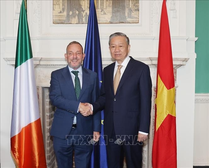 Tổng Bí thư, Chủ tịch nước Tô Lâm hội kiến Chủ tịch Thượng viện Ireland Jerry Buttimer tại Dublin, ngày 3/10/2024. (Ảnh: TTXVN)