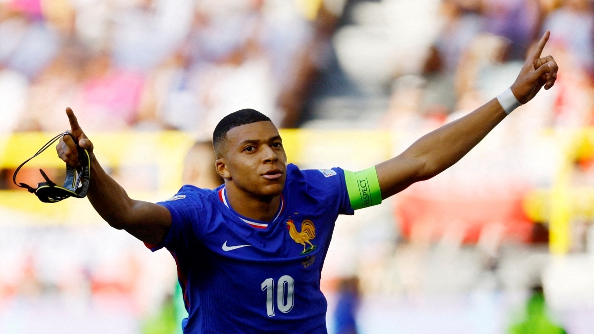 Kylian Mbappe bị cáo buộc hiếp dâm (Ảnh: Reuters).
