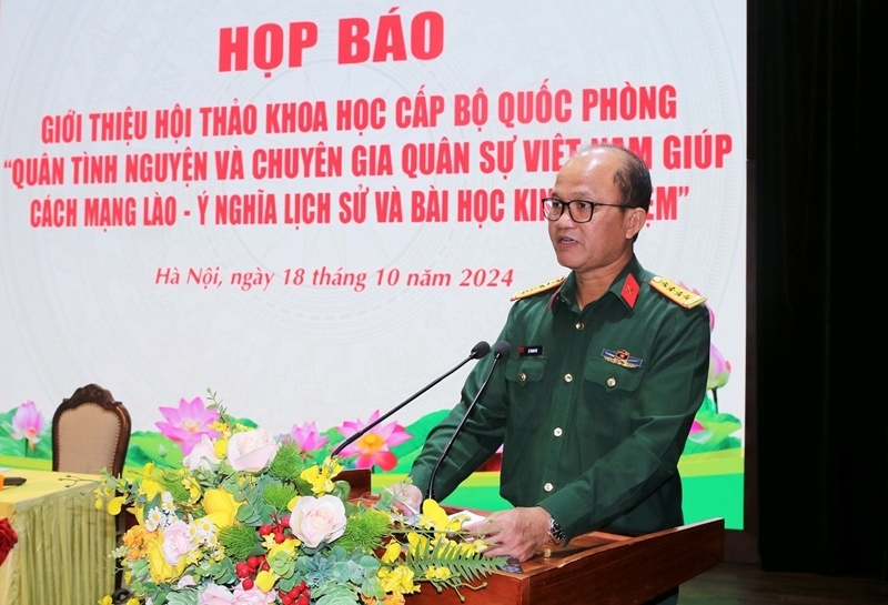 Đại tá, Tiến sĩ Lê Thanh Bài, Phó Viện trưởng Viện Lịch sử Quân sự (Bộ Tổng Tham mưu Quân đội nhân dân Việt Nam).​​​​​